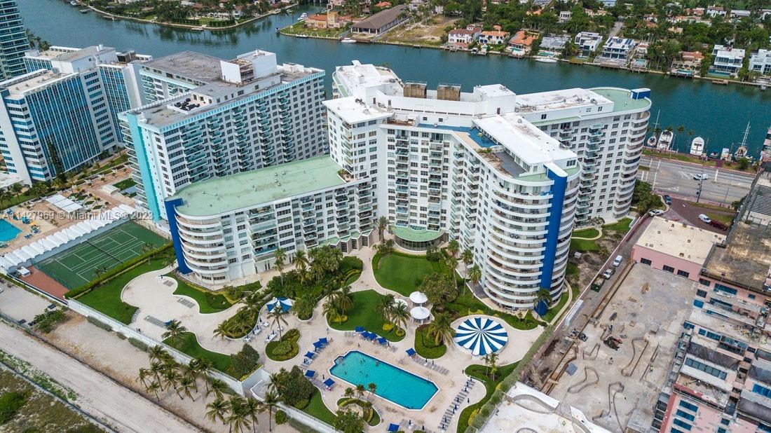 5151 Collins Ave Unit: 1523