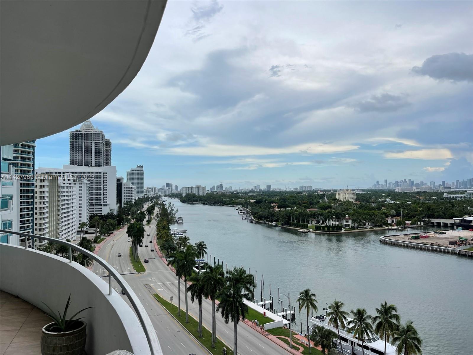 5151 Collins Ave Unit: 1523