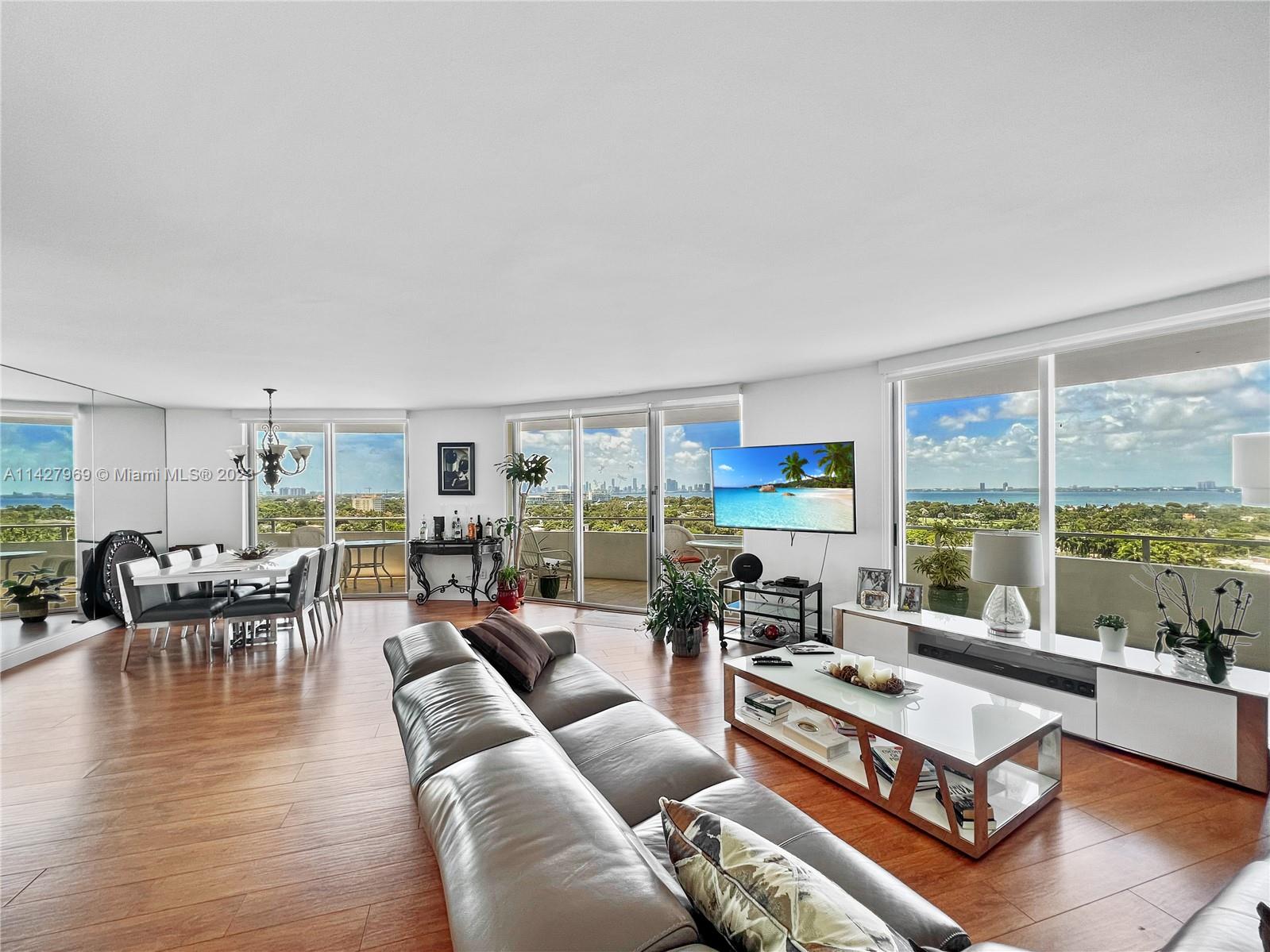 5151 Collins Ave Unit: 1523