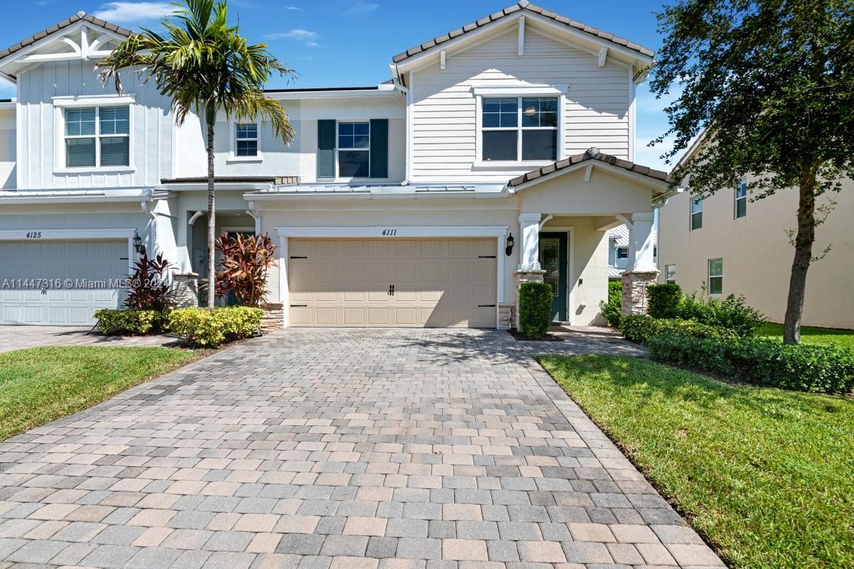 4111 Large Leaf Ln