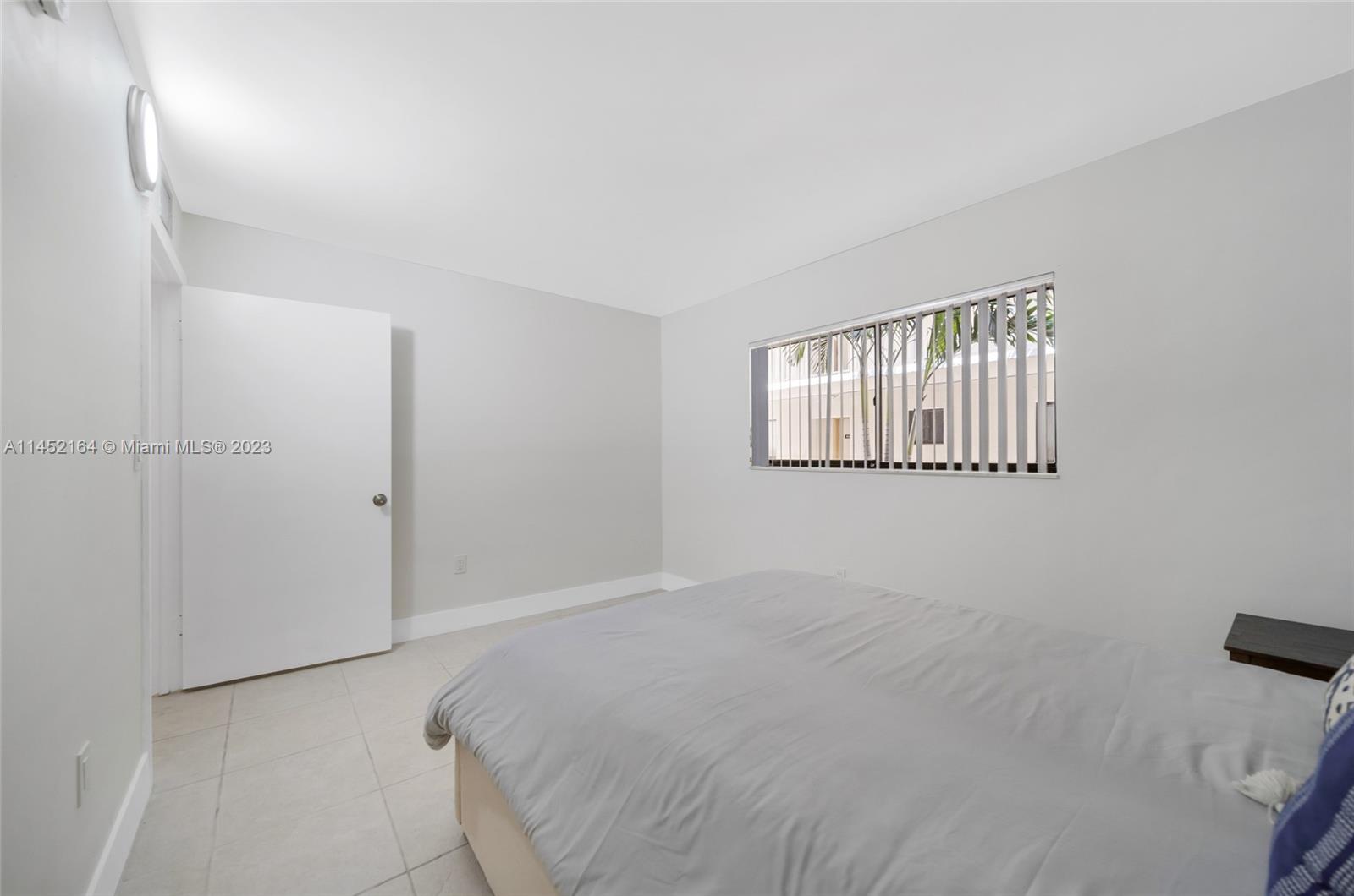 8005 SW 107th Ave Unit: 122