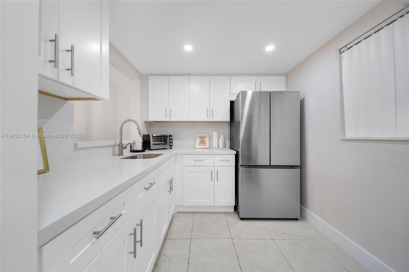 8005 SW 107th Ave Unit: 122
