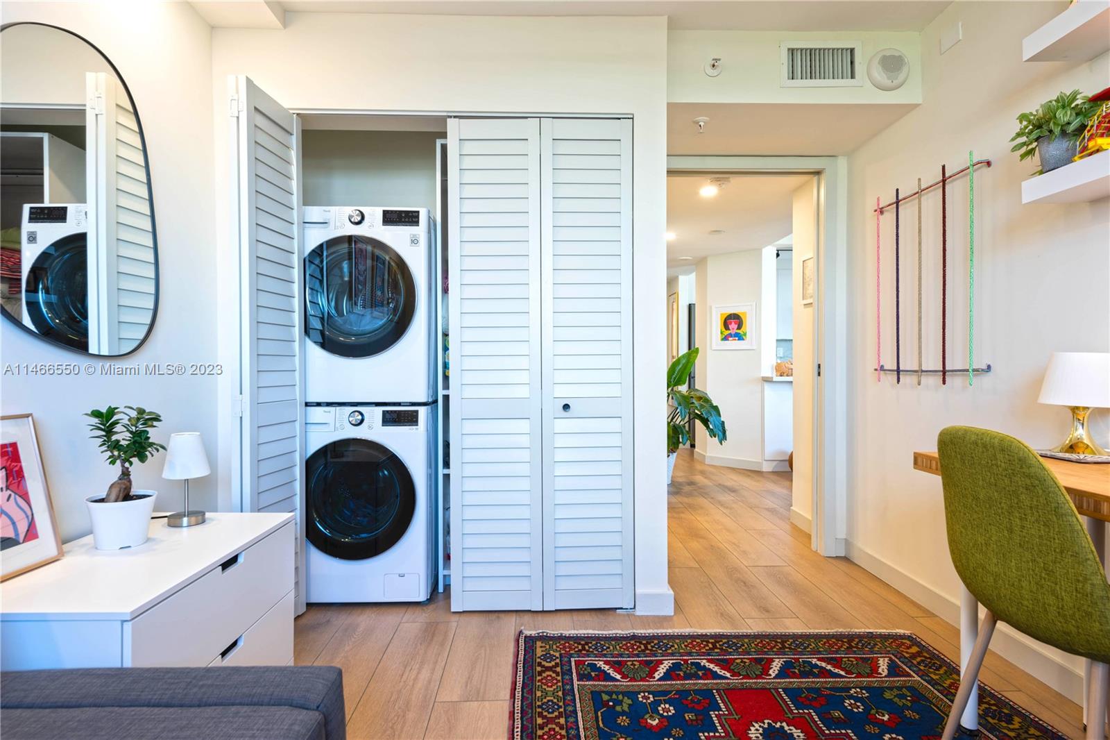 1688 West Ave Unit: 709