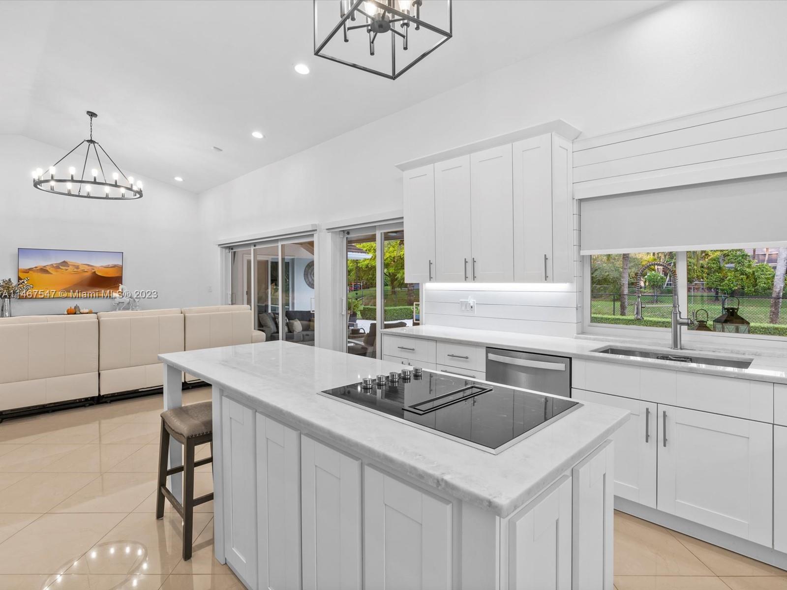 16309 SW 77 Ct