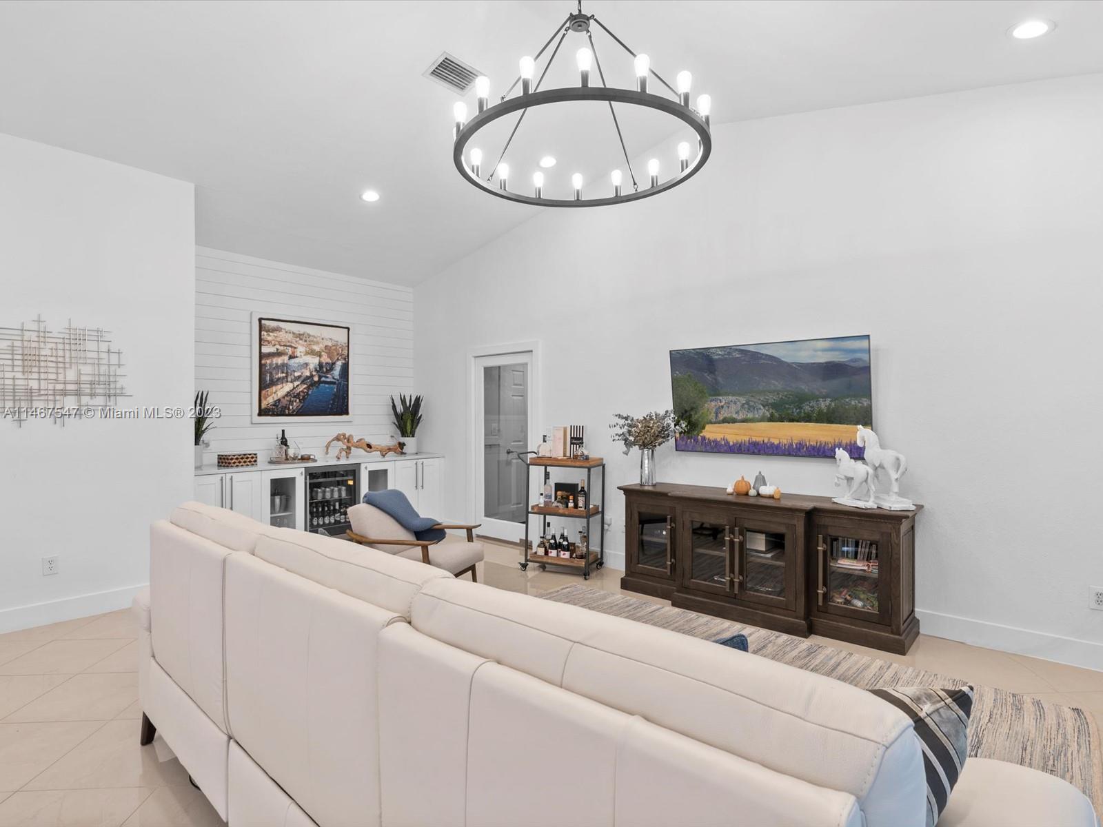 16309 SW 77 Ct