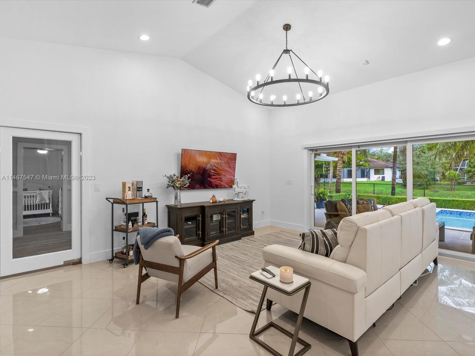 16309 SW 77 Ct