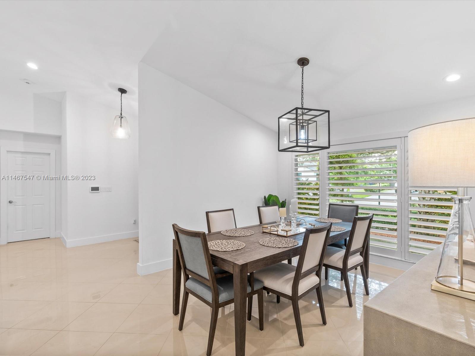 16309 SW 77 Ct