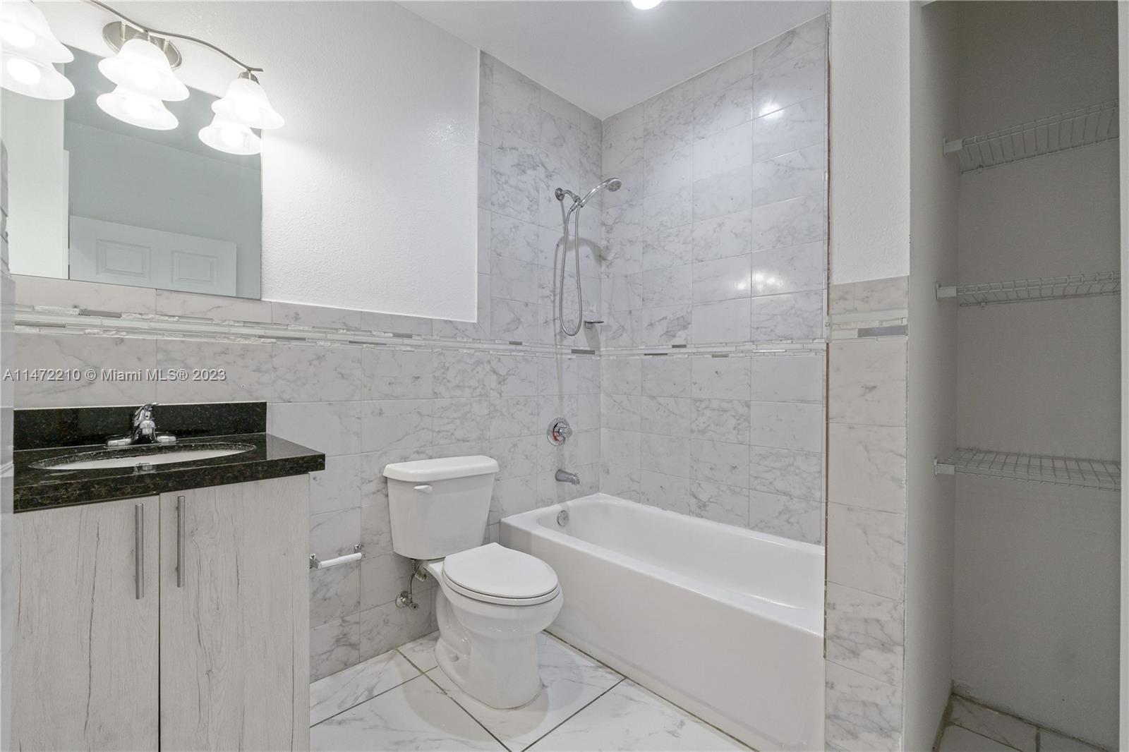 850 SW 14th Ave Unit: 6