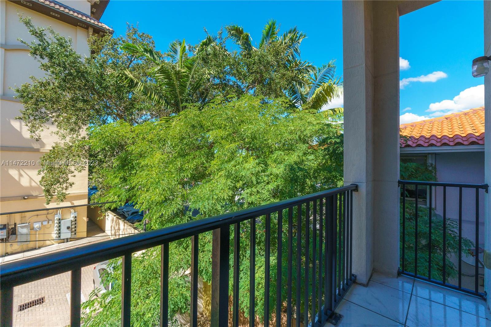 850 SW 14th Ave Unit: 6