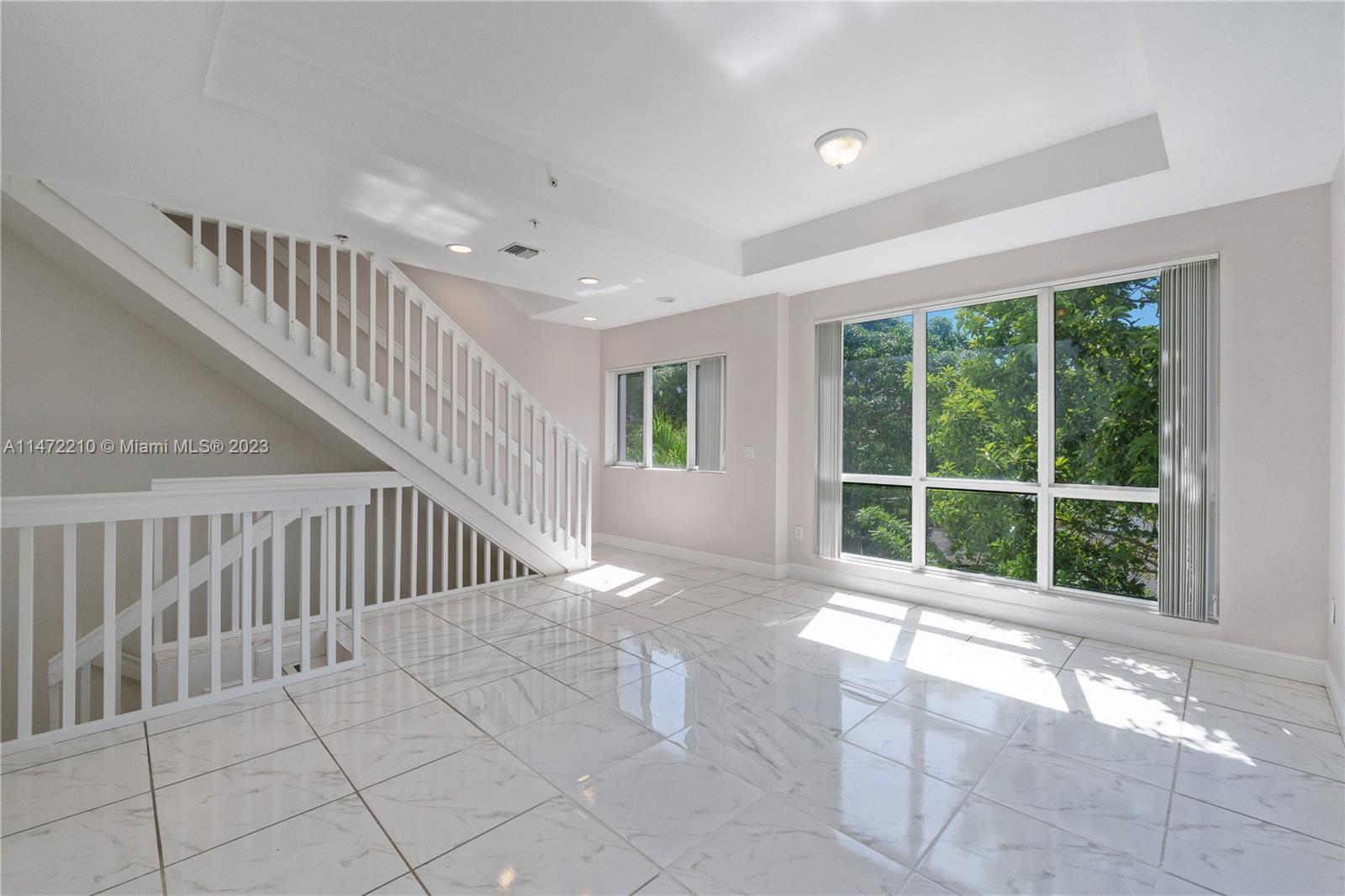 850 SW 14th Ave Unit: 6
