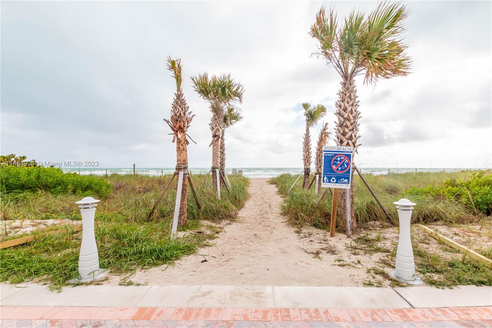 5005 Collins Ave Unit: 808