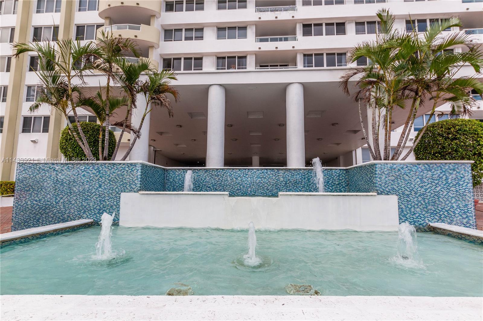 5005 Collins Ave Unit: 808