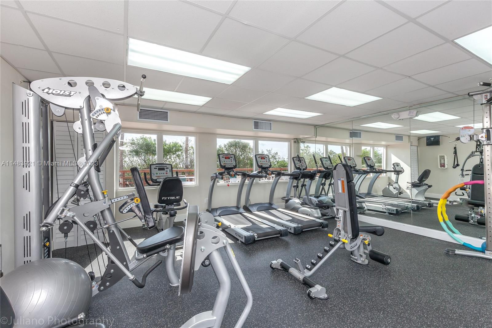 5005 Collins Ave Unit: 808