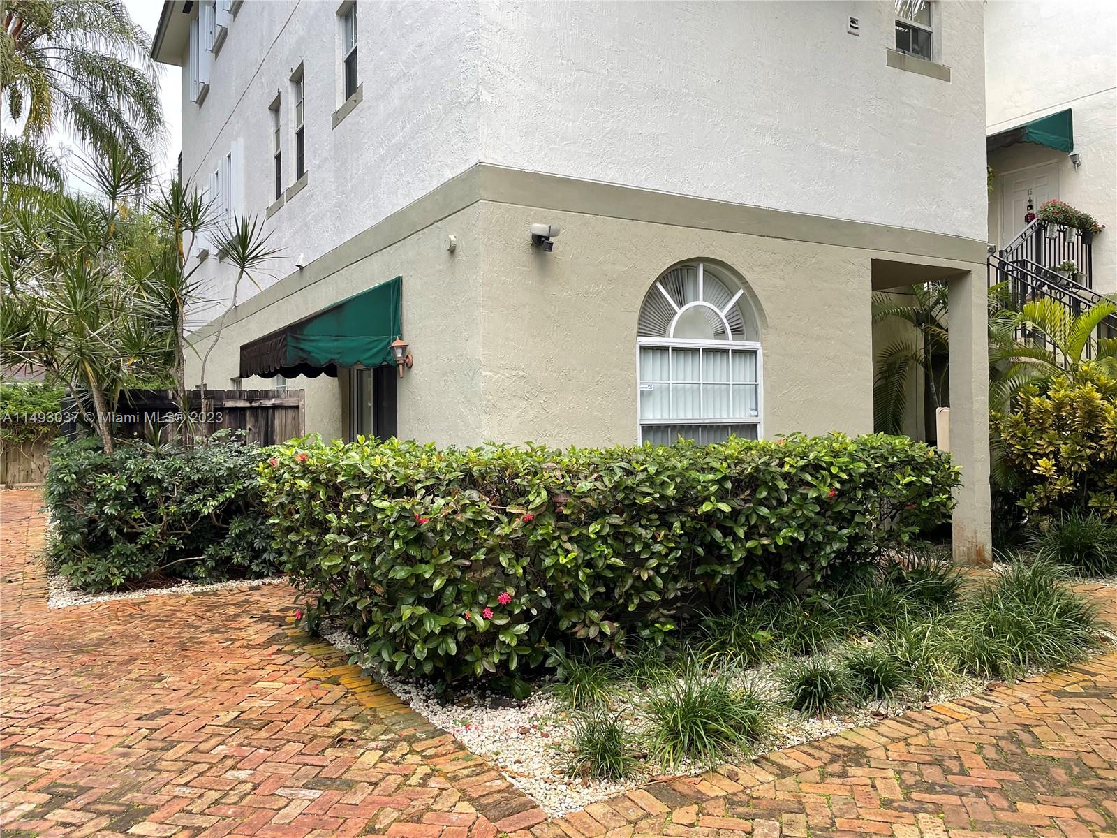 2850 Coconut Ave Unit: 3