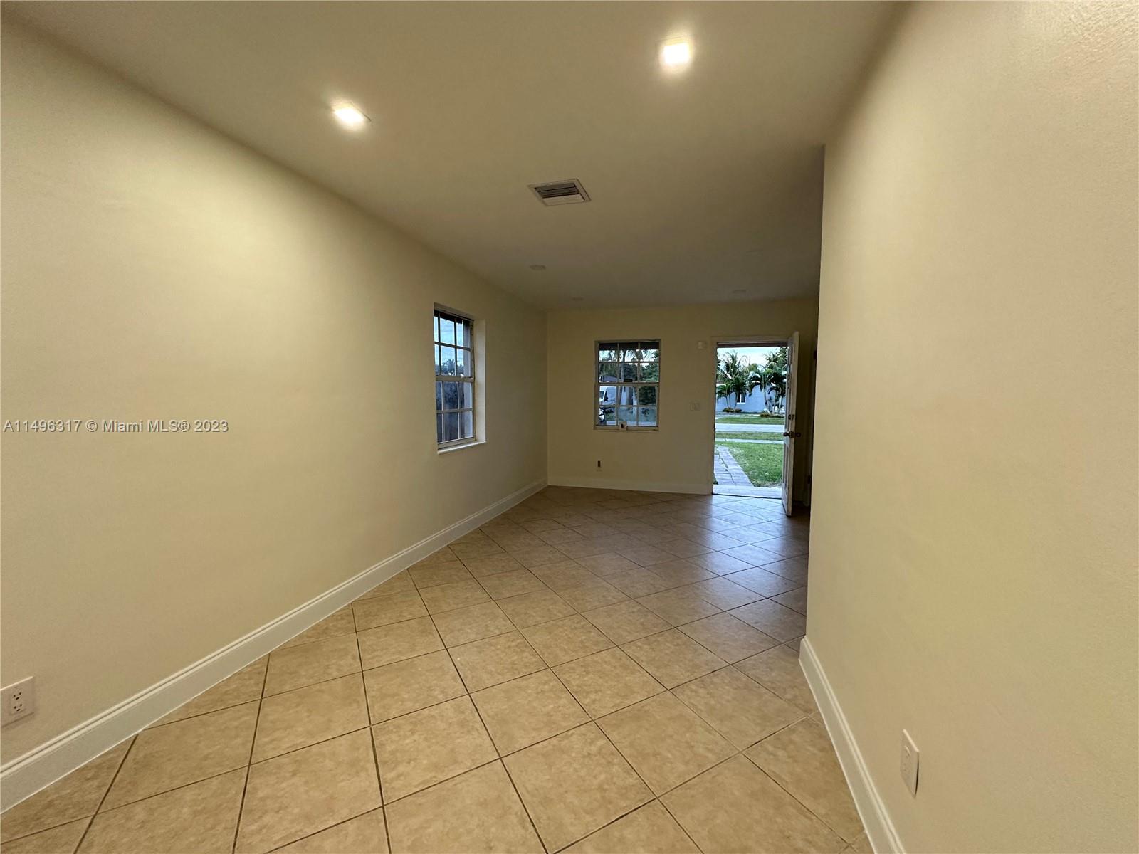 7540 SW 35th St