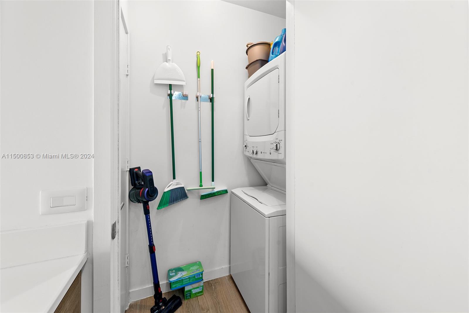 1100 S Miami Ave Unit: PH4208