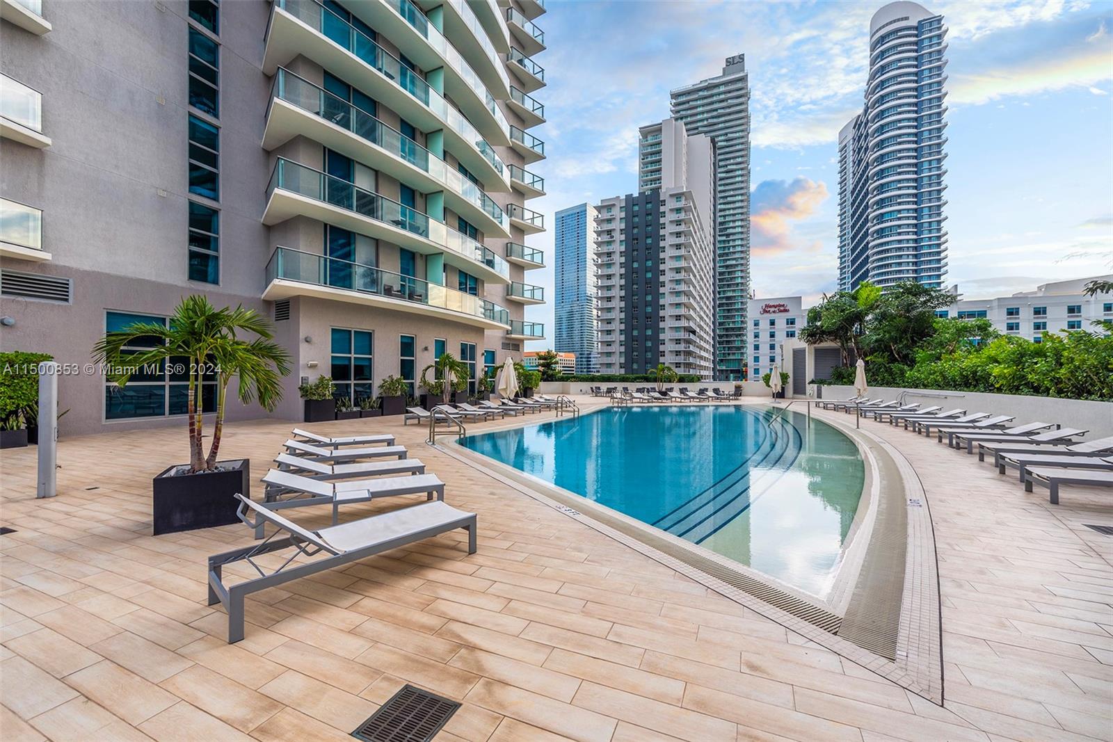 1100 S Miami Ave Unit: PH4208