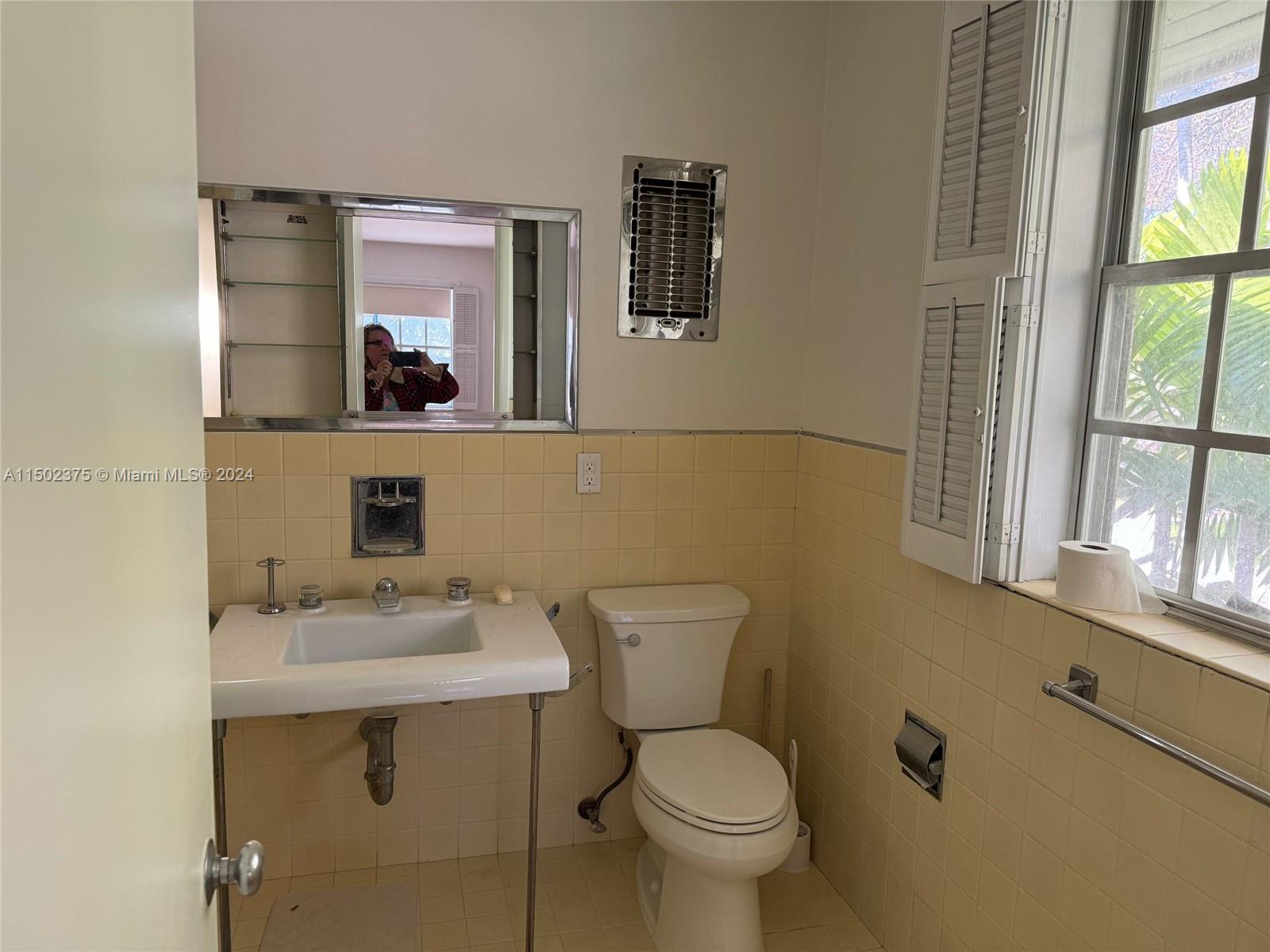 2801 Segovia St Unit: 2801