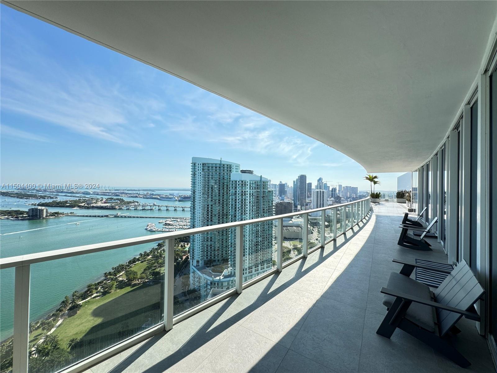 2020 N Bayshore Dr Unit: PH-4104