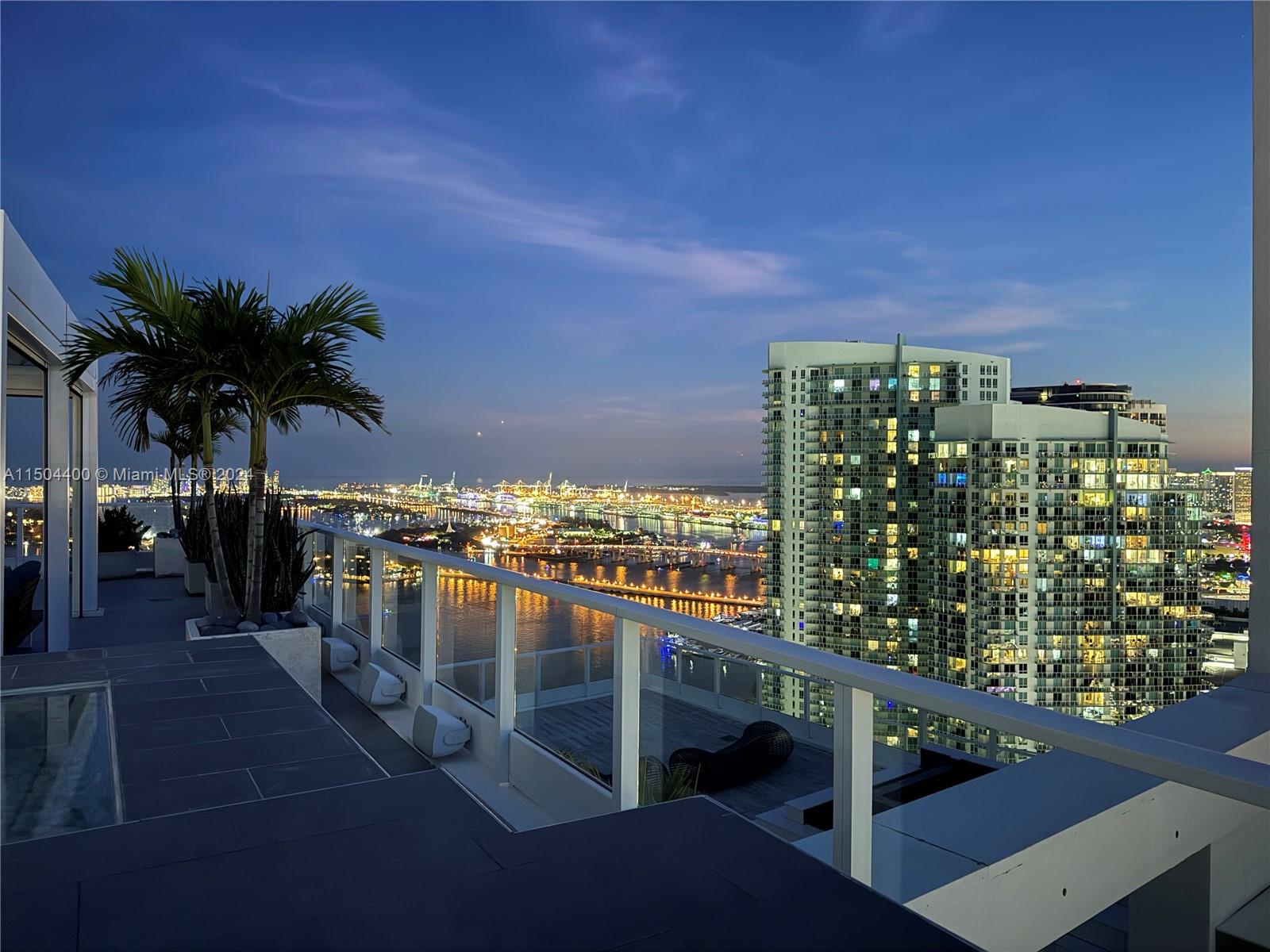 2020 N Bayshore Dr Unit: PH-4104