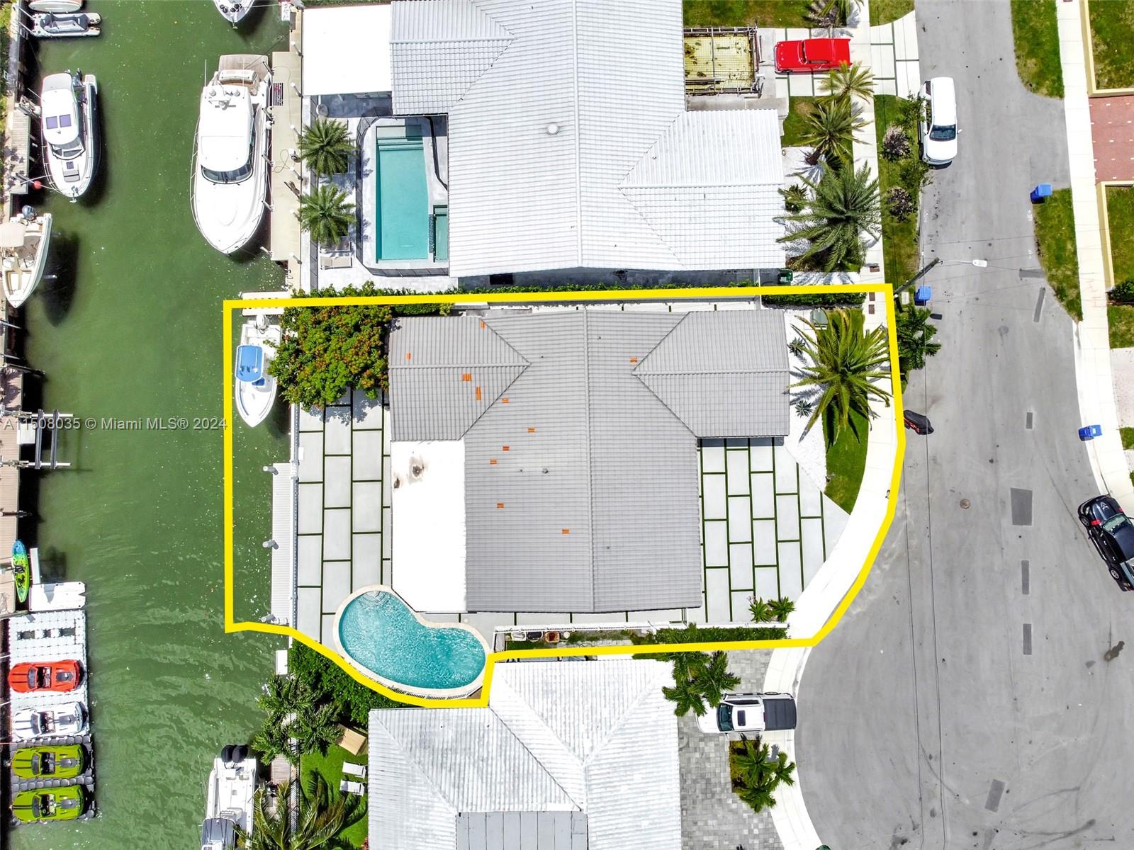 1250 NE 82nd St