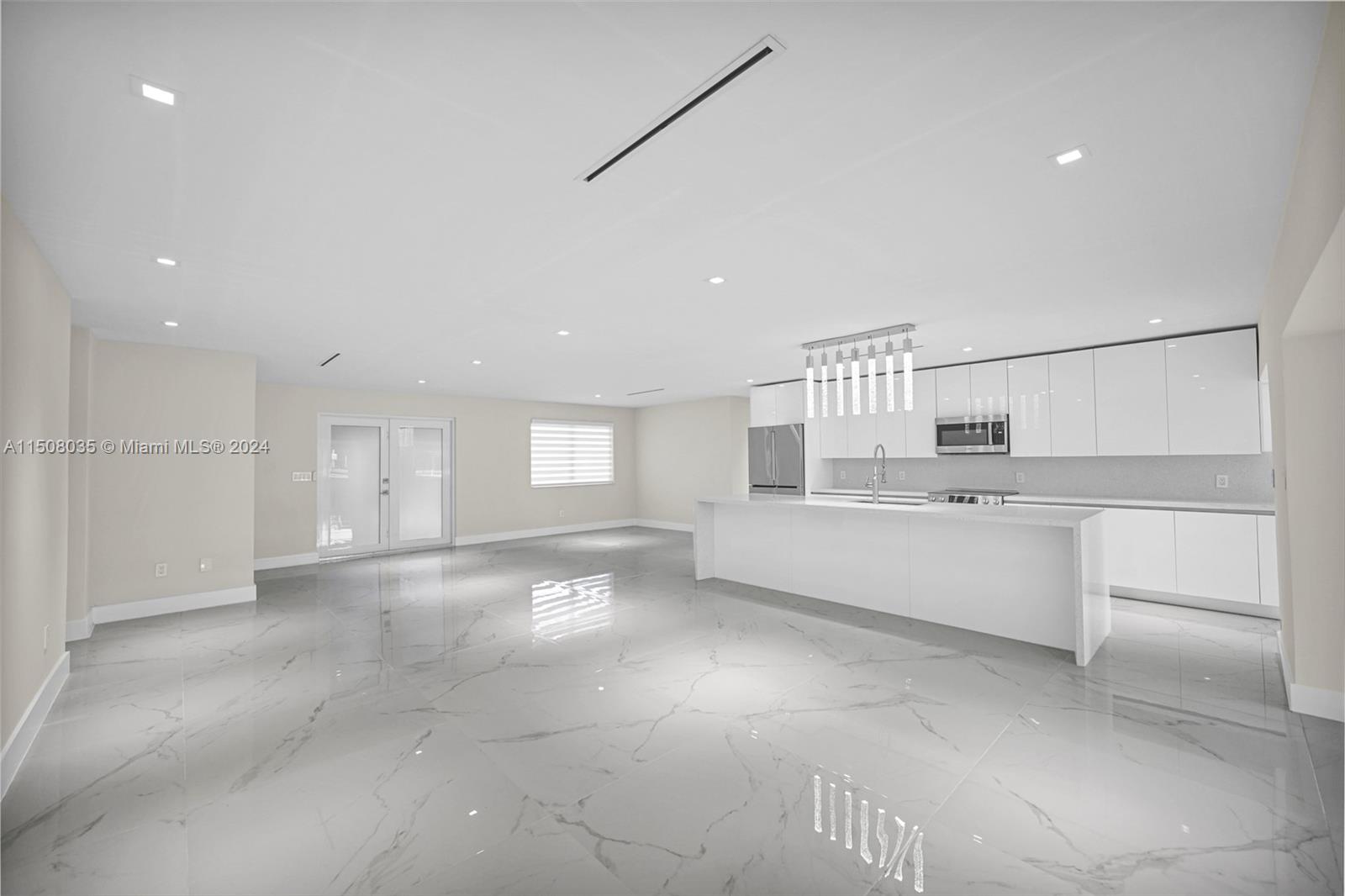 1250 NE 82nd St
