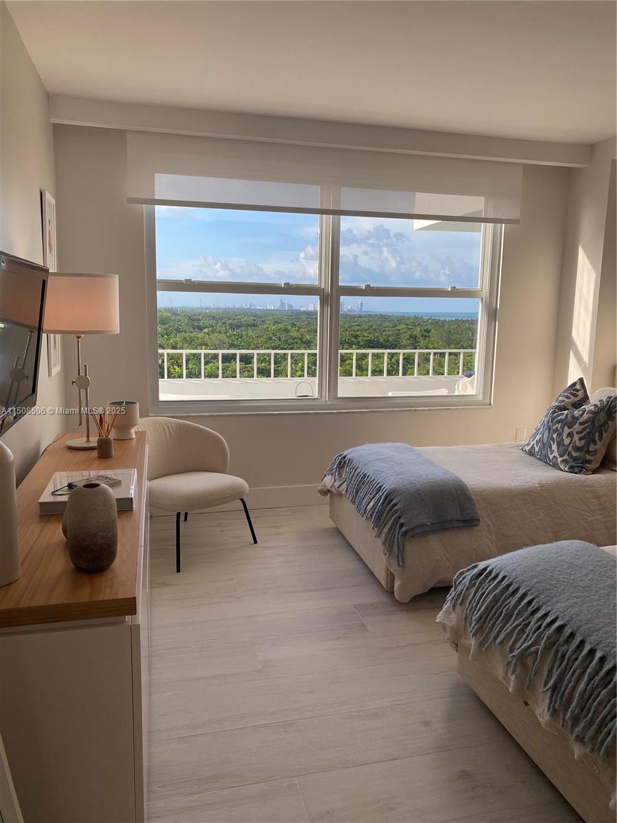 199 Ocean Lane Dr Unit: 1112