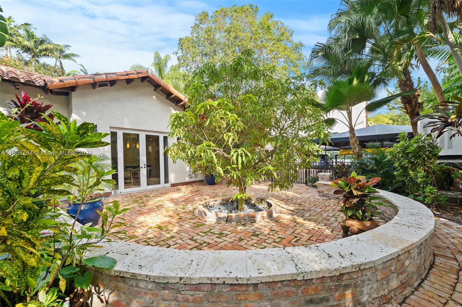 3632 Stewart Ave