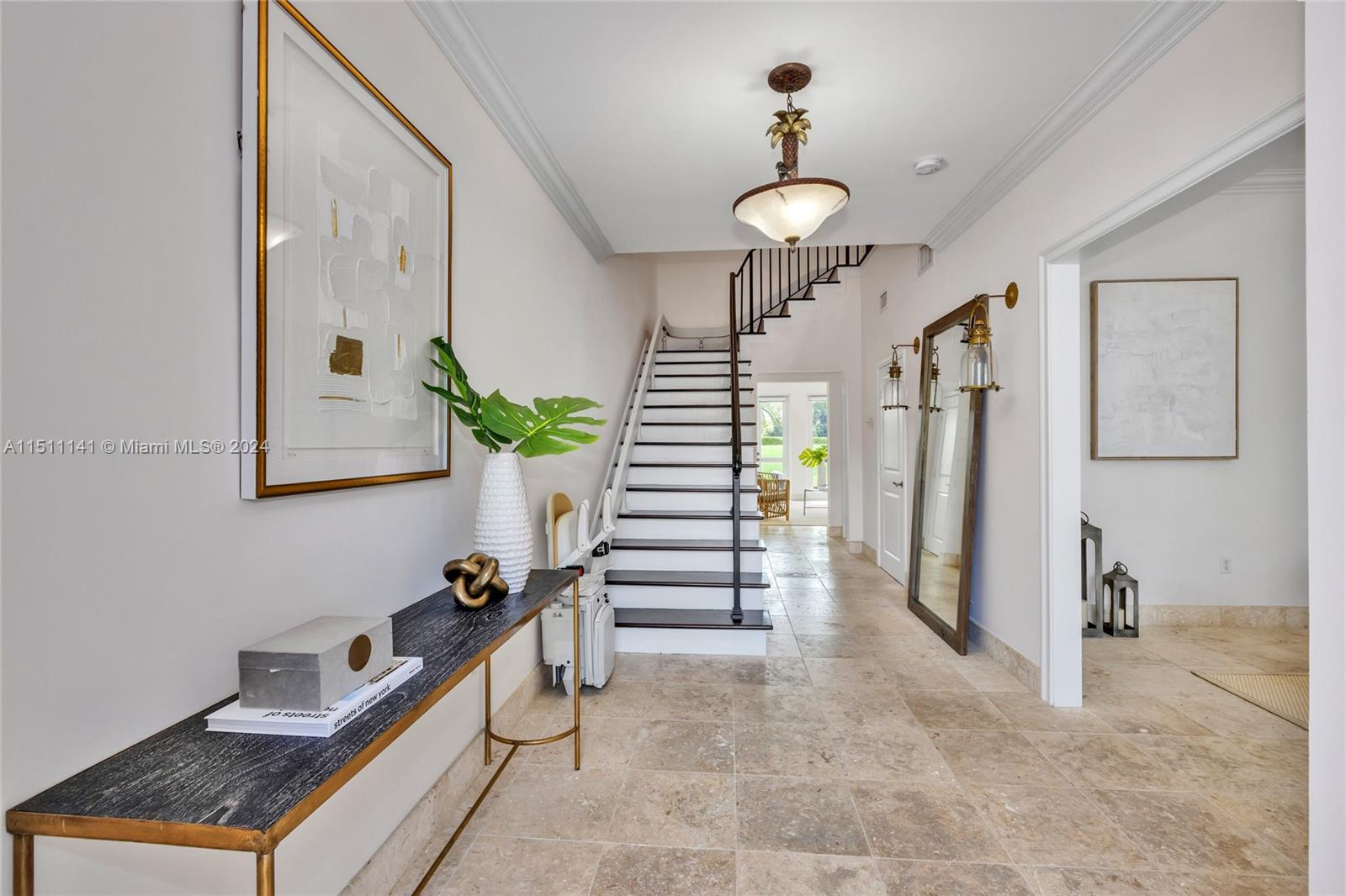 1123 Campo Sano Ave Unit: 2