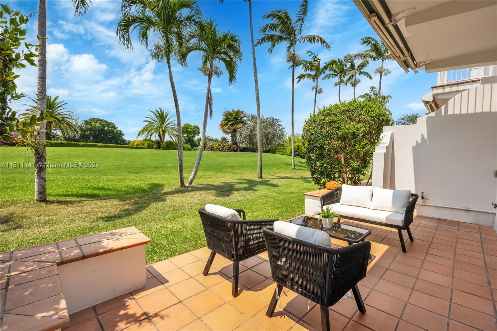 1123 Campo Sano Ave Unit: 2