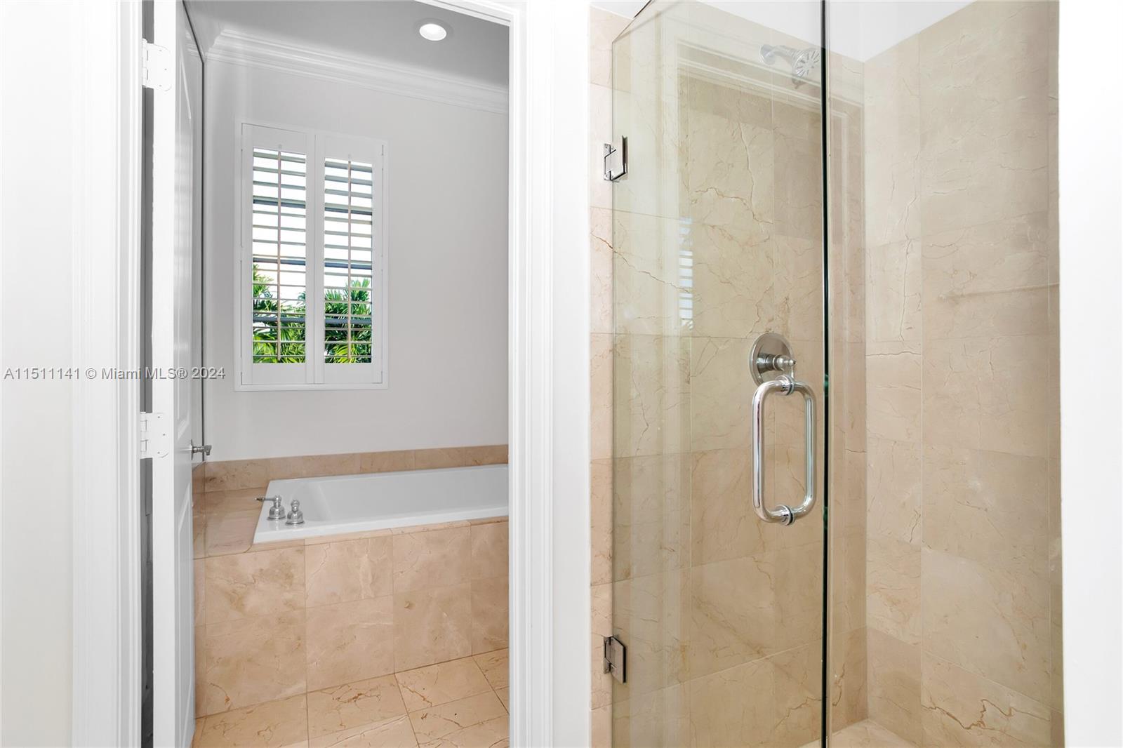 1123 Campo Sano Ave Unit: 2