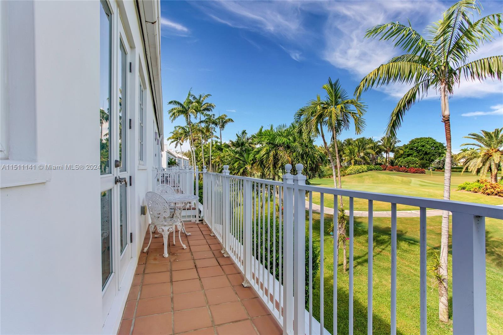 1123 Campo Sano Ave Unit: 2