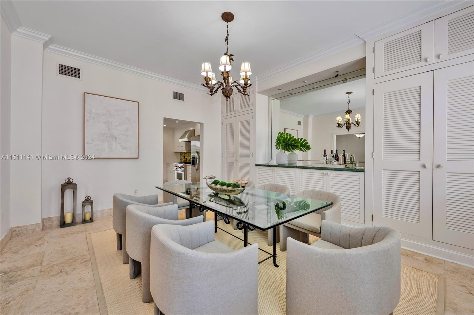 1123 Campo Sano Ave Unit: 2