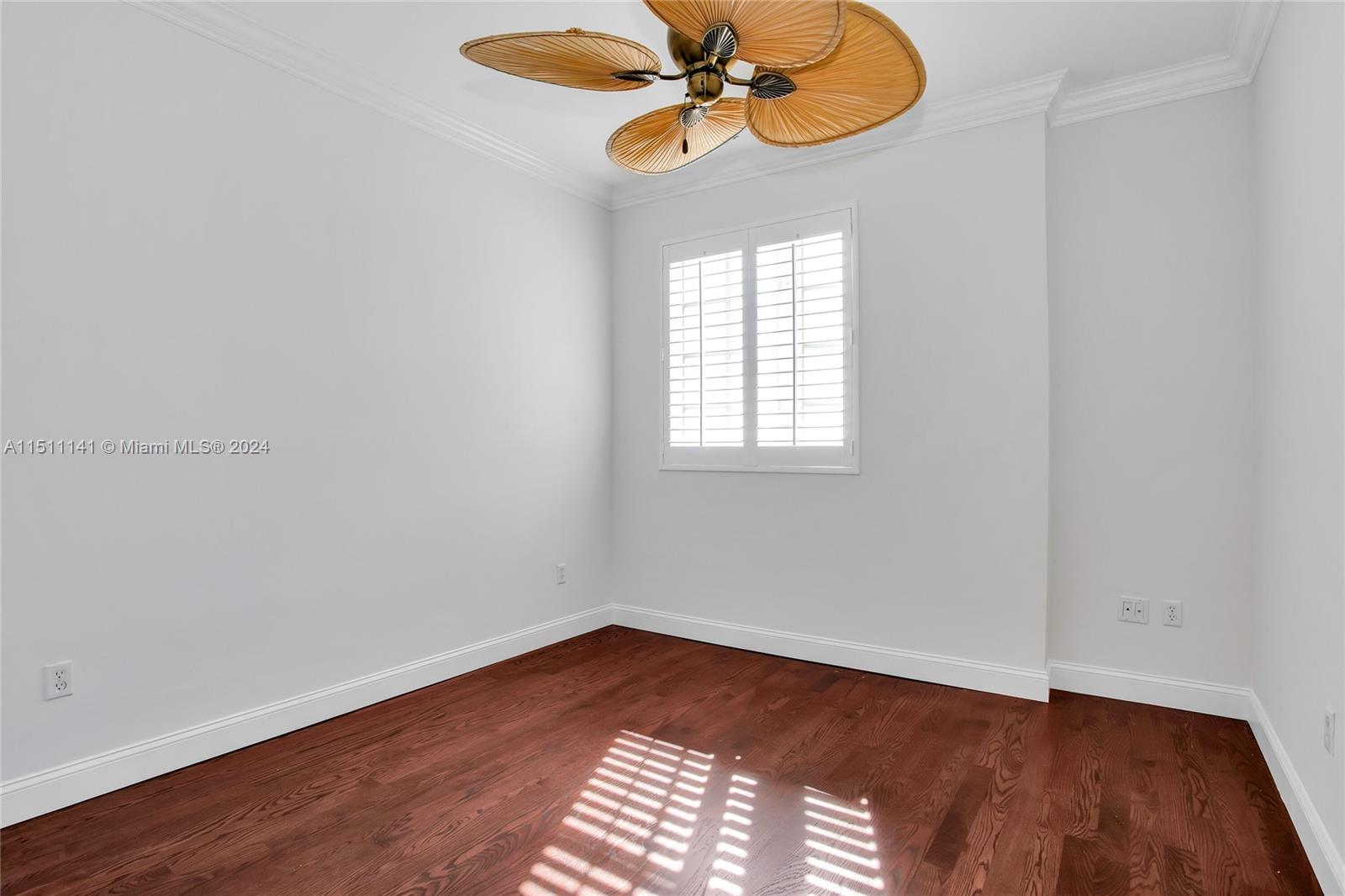 1123 Campo Sano Ave Unit: 2
