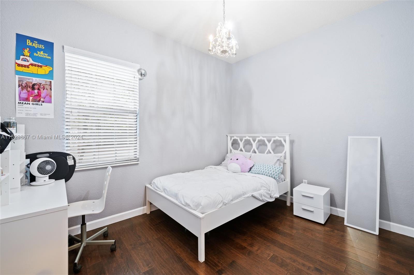 3713 NW 87th Ave