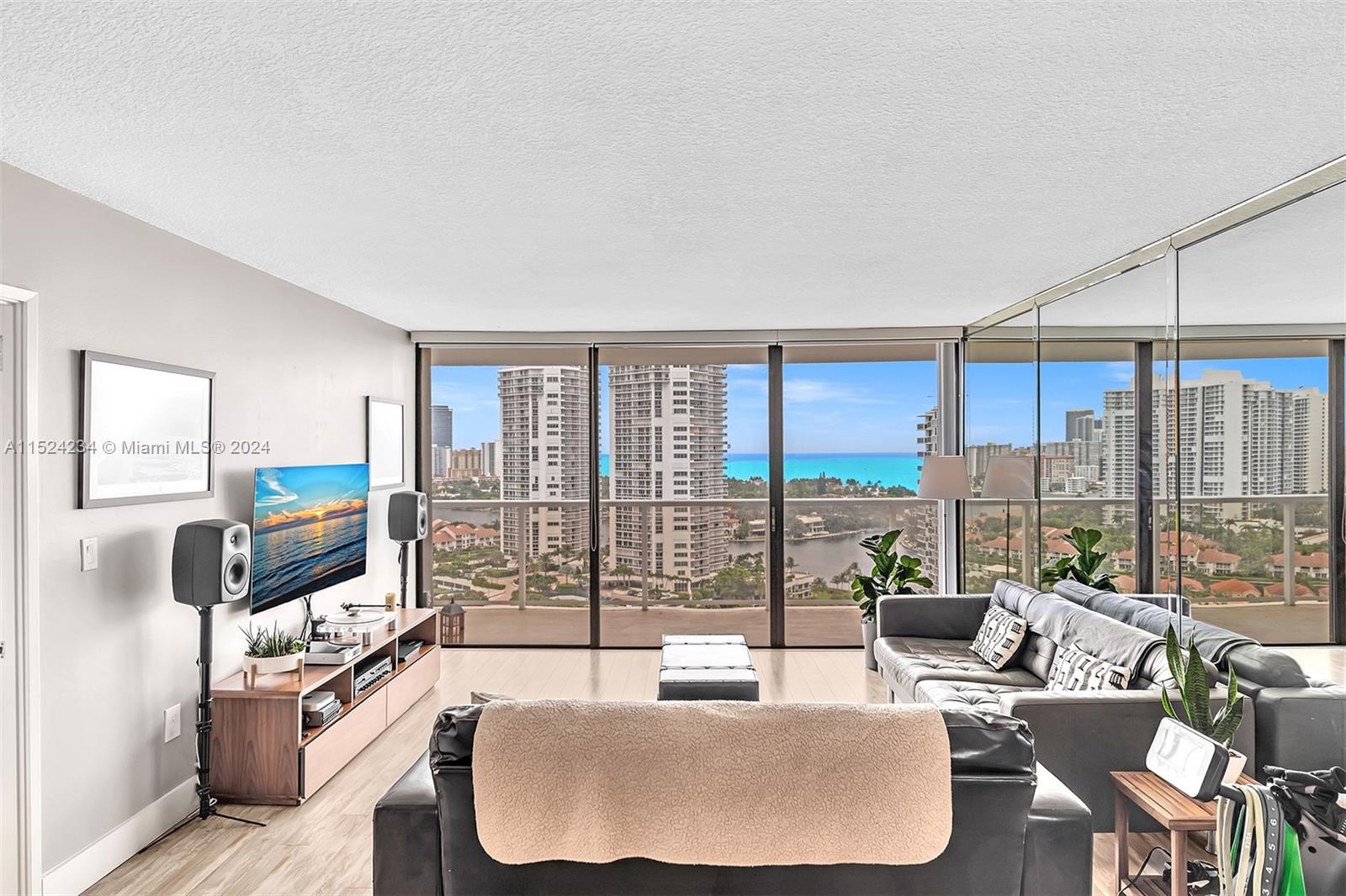 3731 N Country Club Dr Unit: 2129