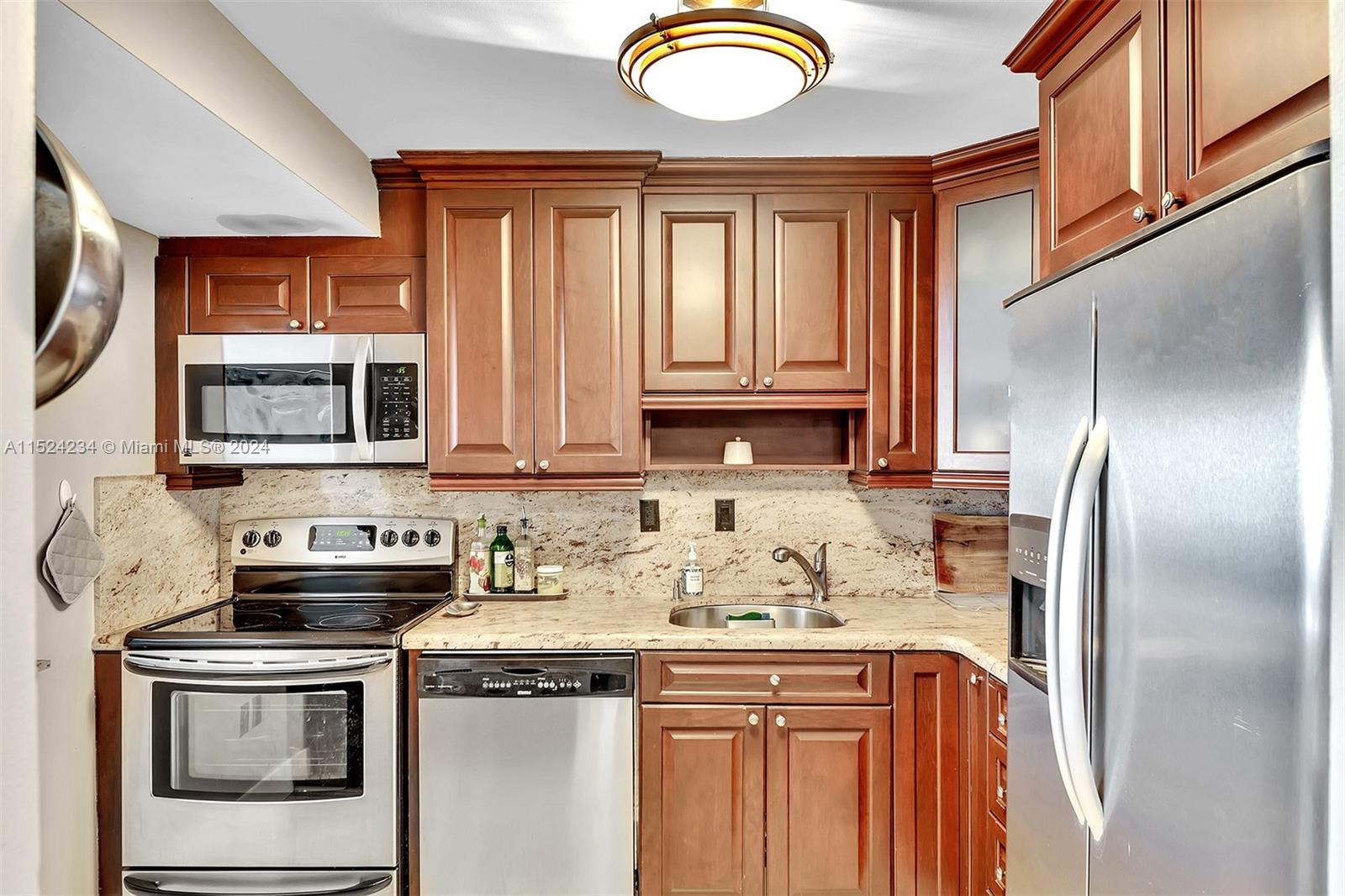 3731 N Country Club Dr Unit: 2129