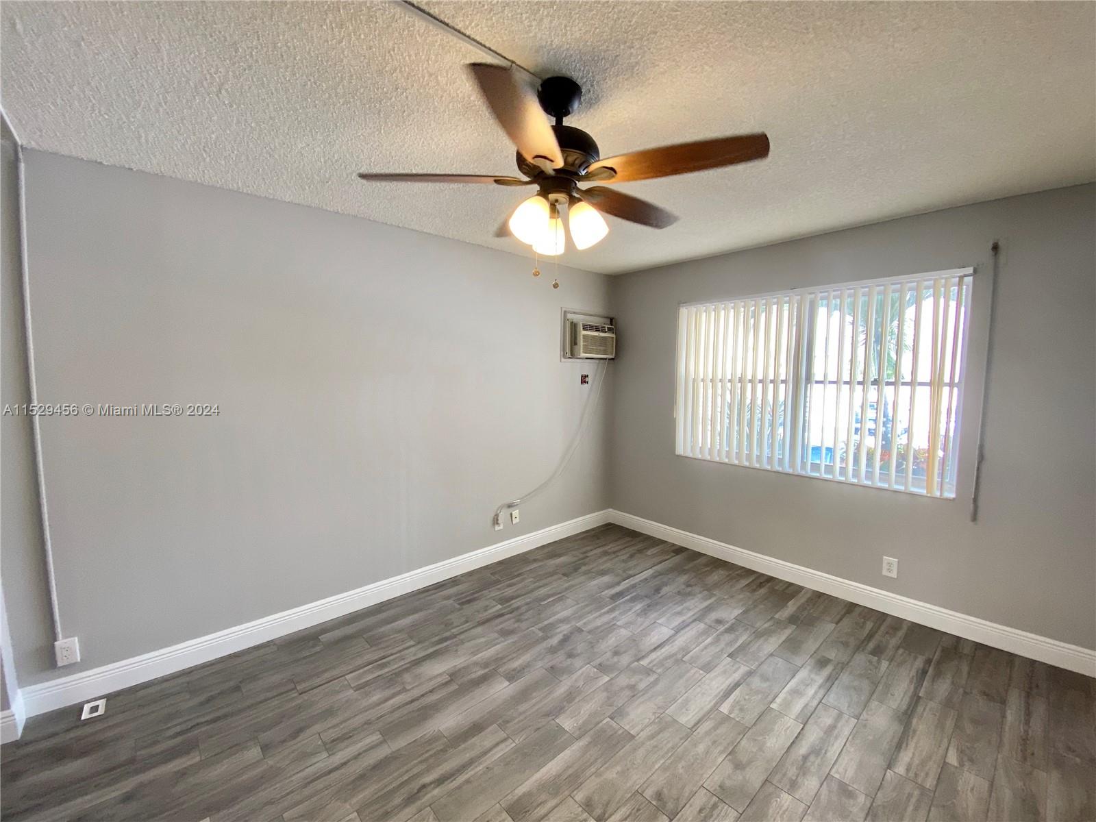 2900 Banyan St Unit: 104