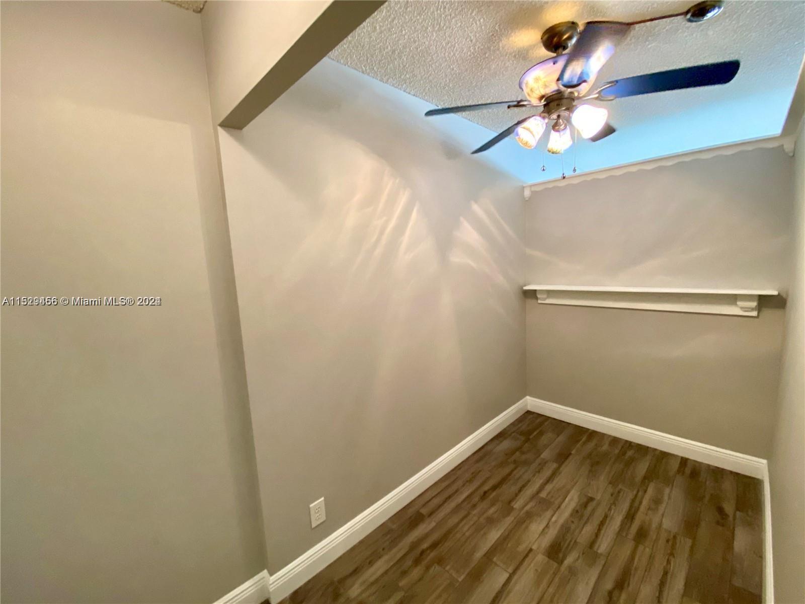 2900 Banyan St Unit: 104