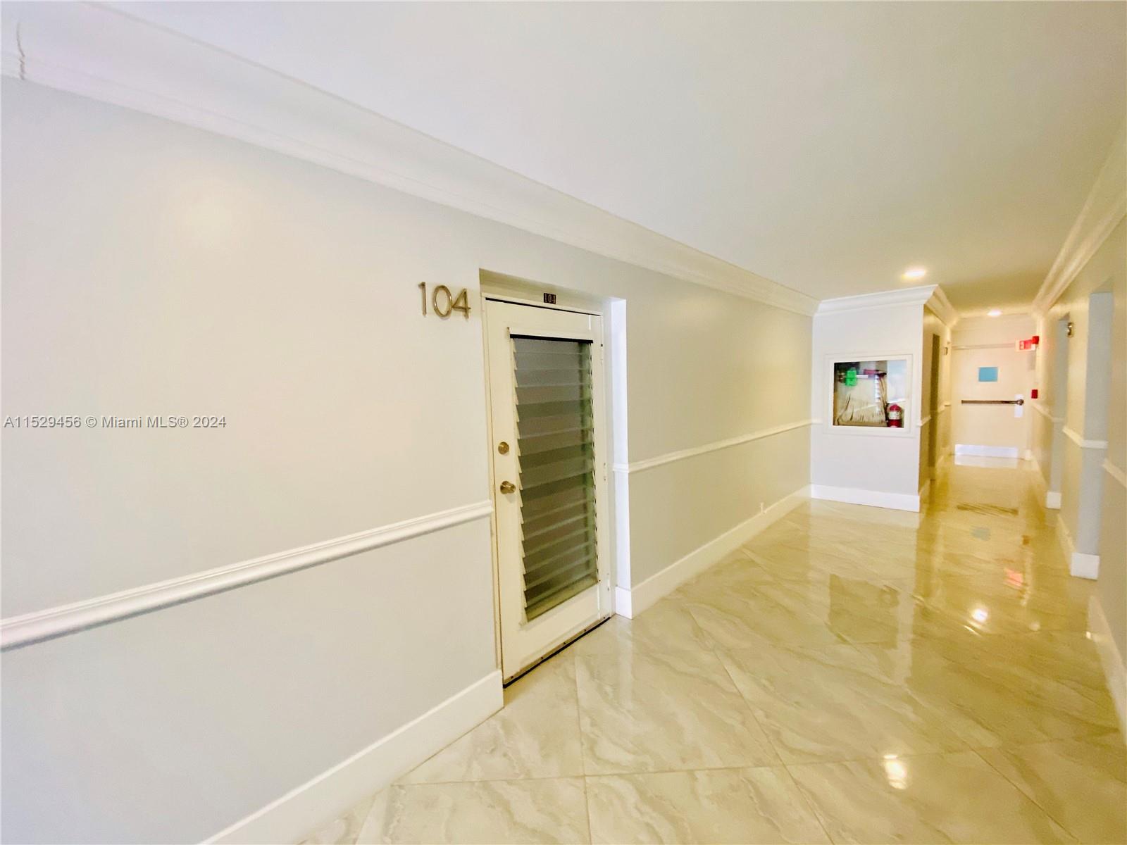 2900 Banyan St Unit: 104