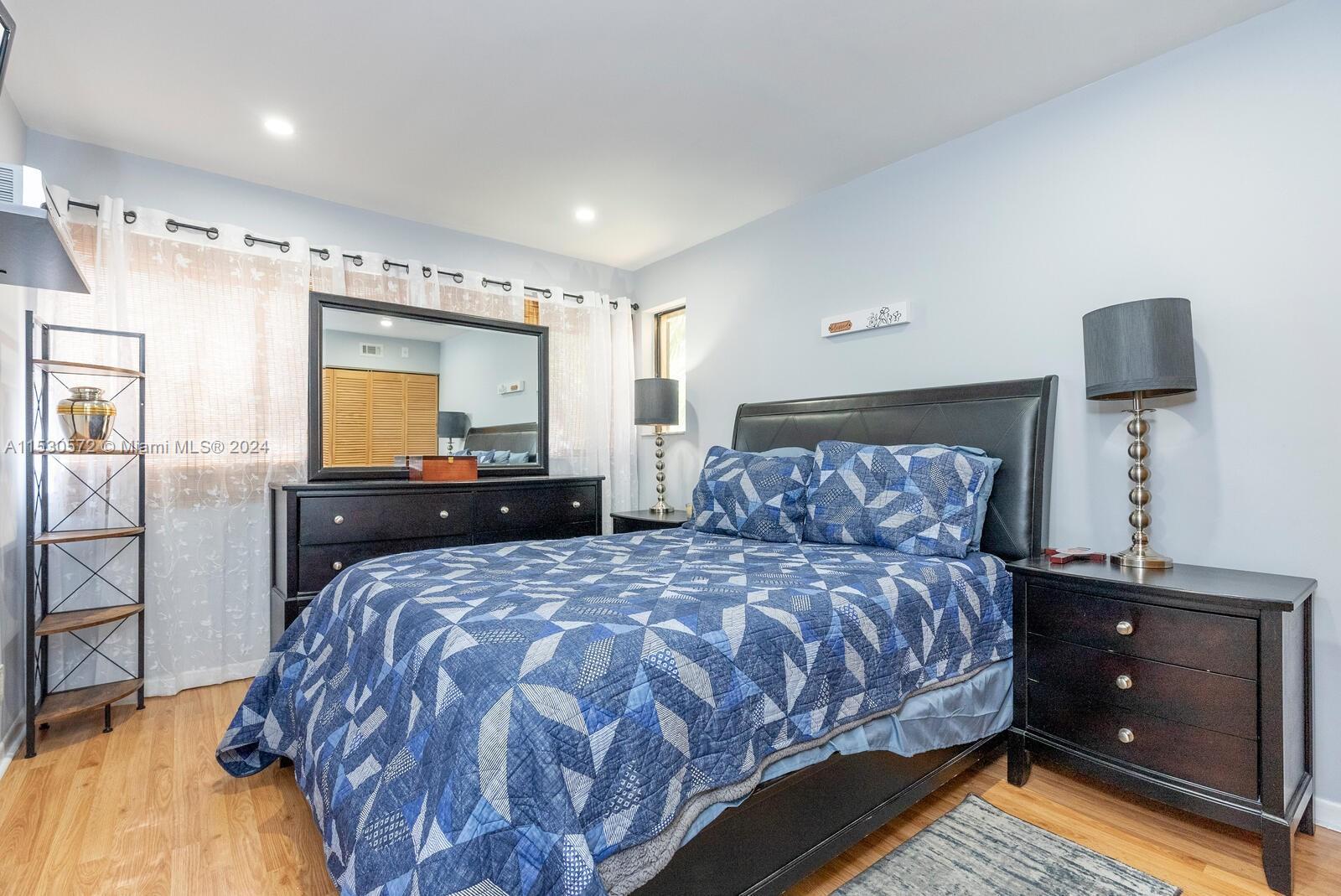 15575 N Miami Lakeway N Unit: 210