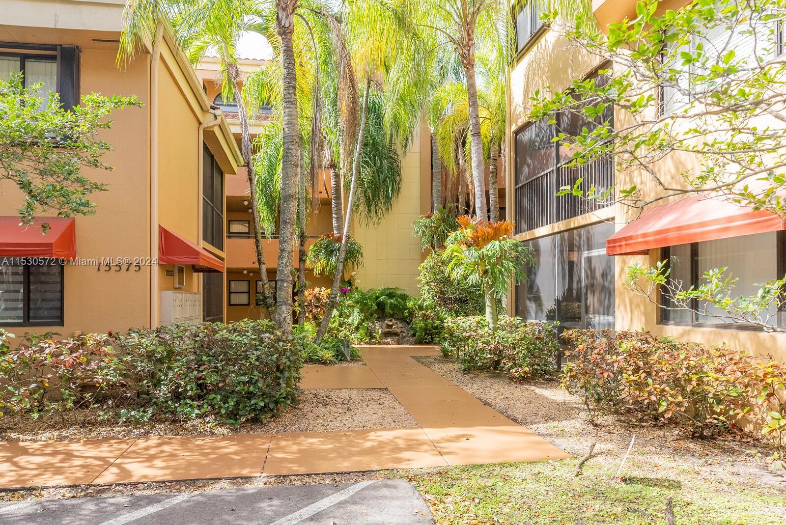 15575 N Miami Lakeway N Unit: 210