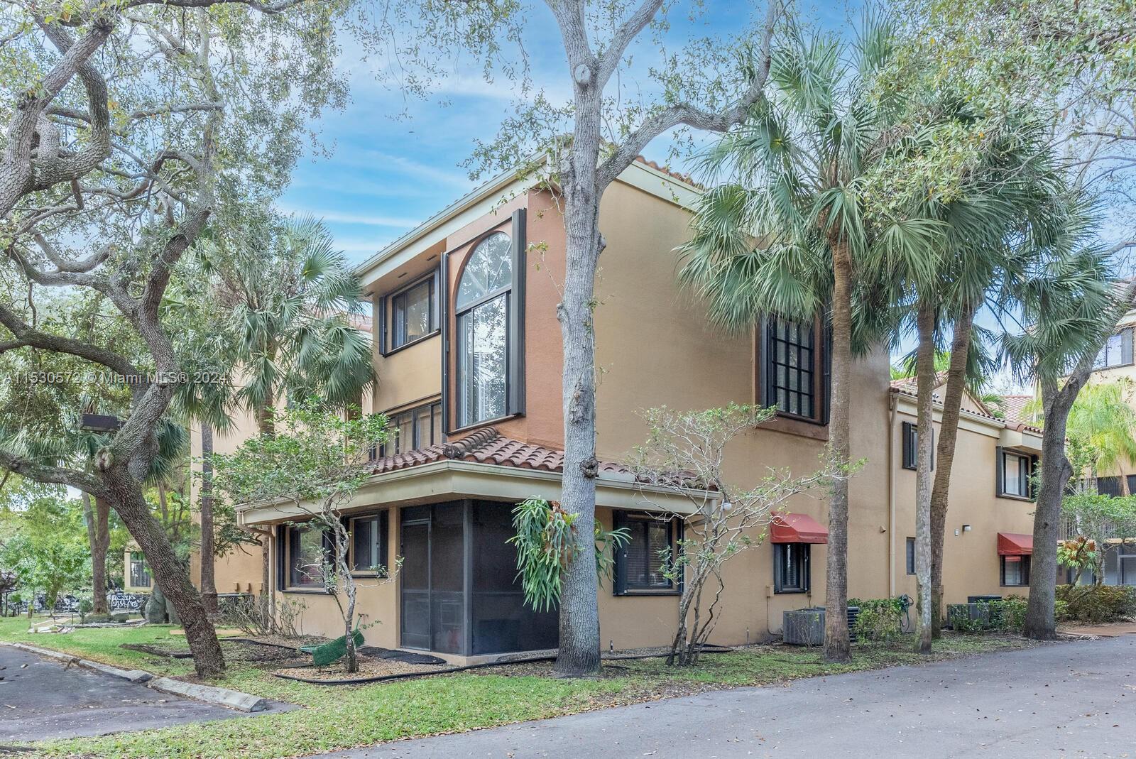 15575 N Miami Lakeway N Unit: 210