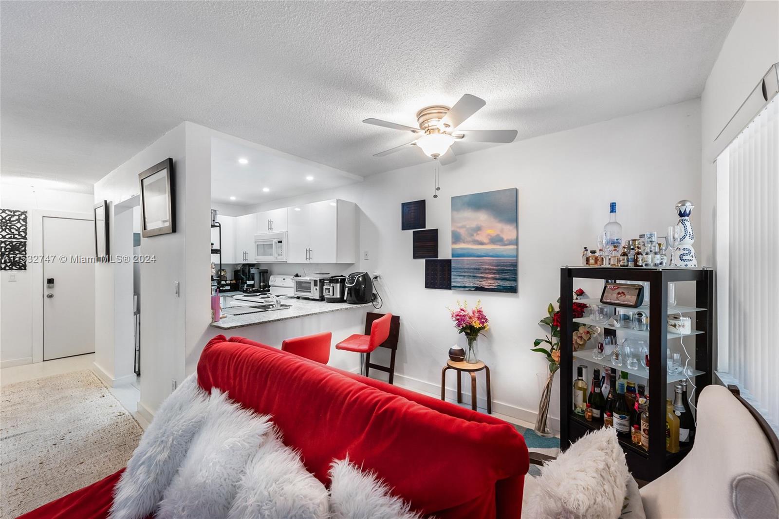 755 SW 6th St Unit: 5