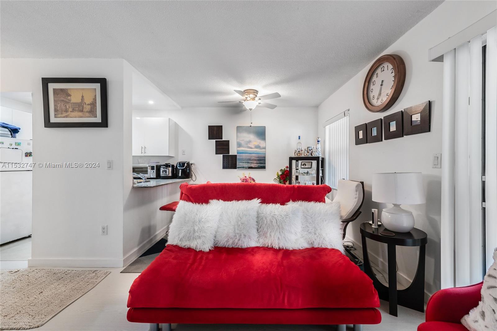 755 SW 6th St Unit: 5
