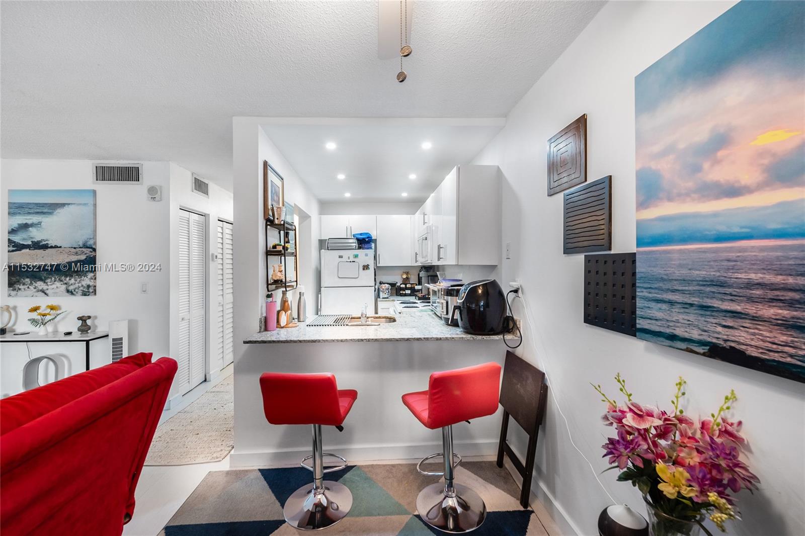 755 SW 6th St Unit: 5