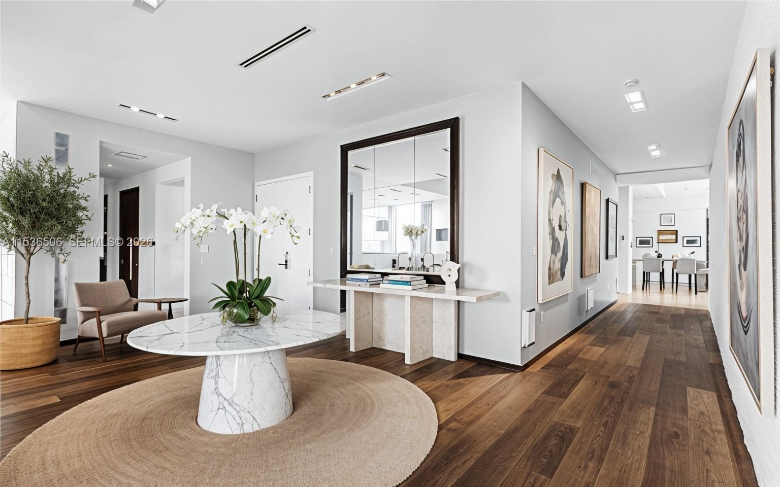 900 Brickell Key Blvd # 1002