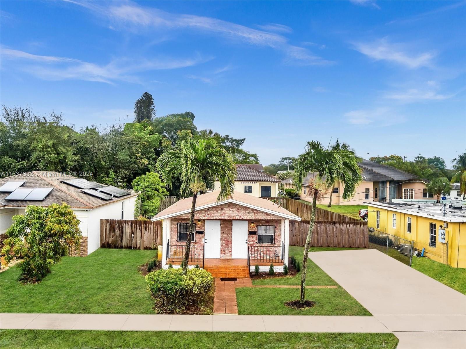 700 NW 9th Ave