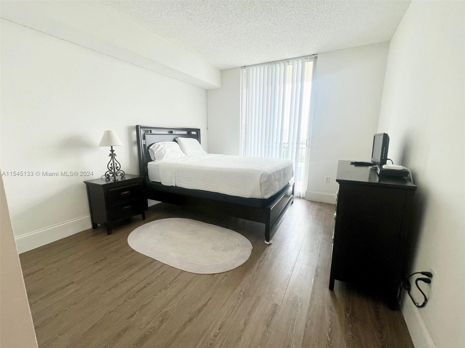 17555 Atlantic Blvd # 1202