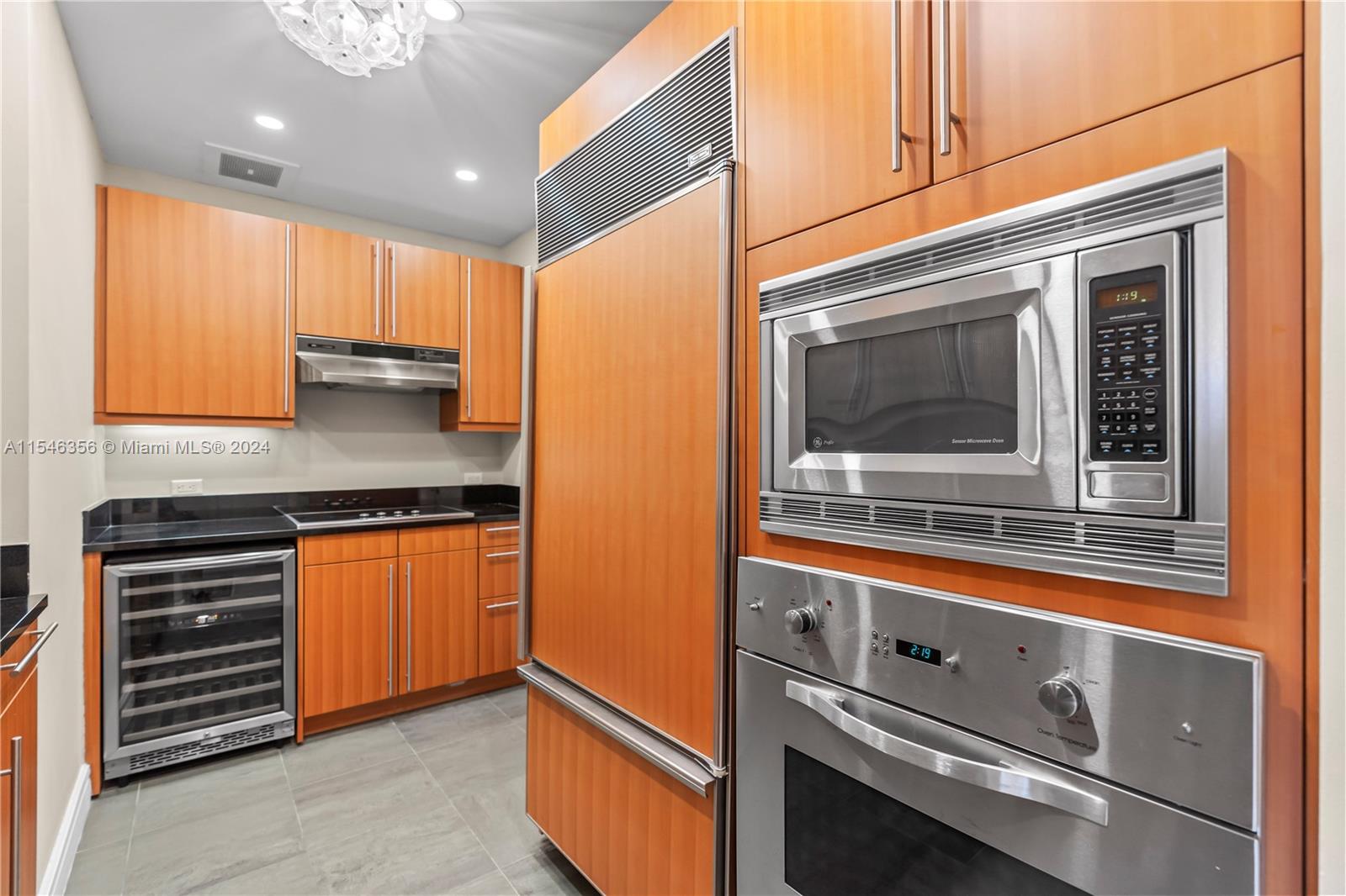 1425 Brickell Ave # 44D